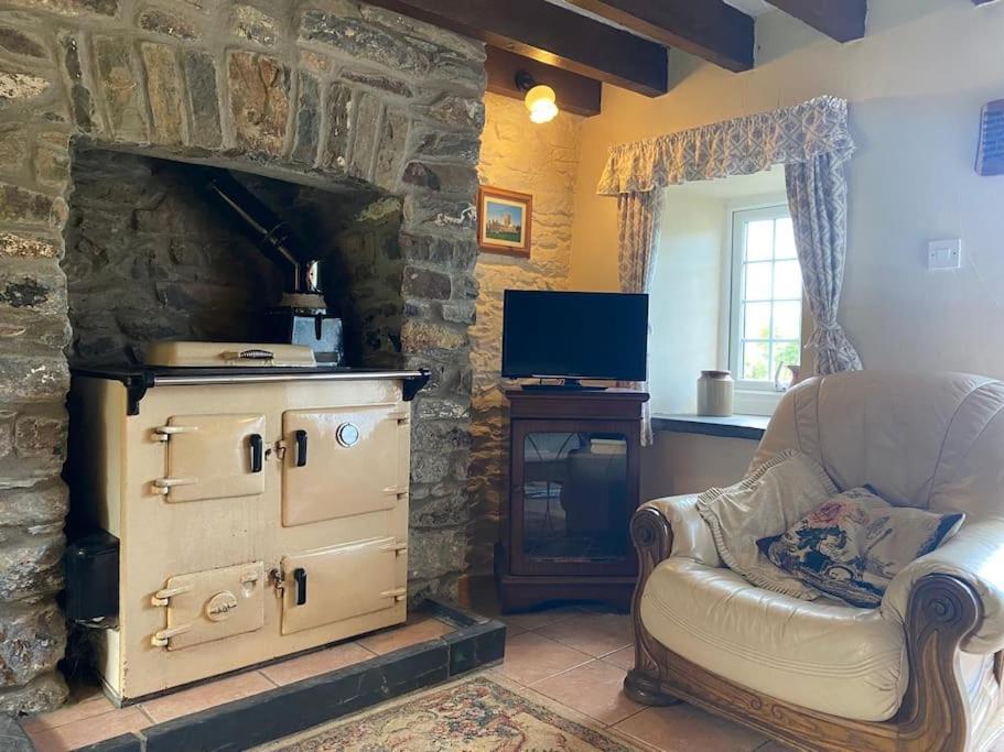Banc Cottage Moylgrove Luaran gambar